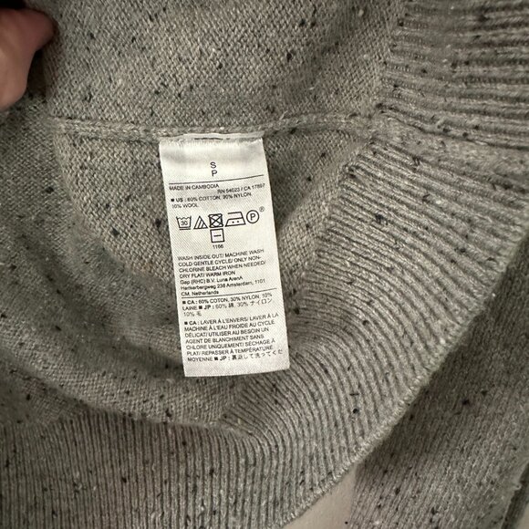 Light Grey Crew neck sweater, Mens Small - Picture 5 of 5